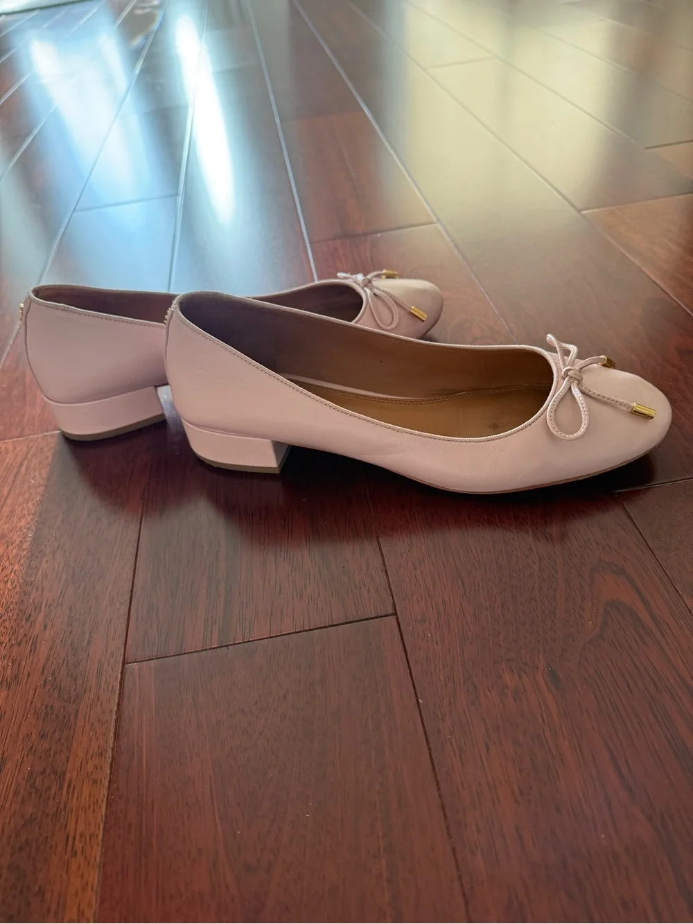 Tory Burch Pale Pink Leather Ballet Flats with Bow